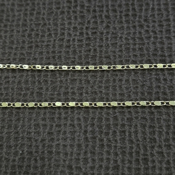 Gemelli👭 Puffy Letter "K" Initial Pendant Necklace - Picture 8 of 16